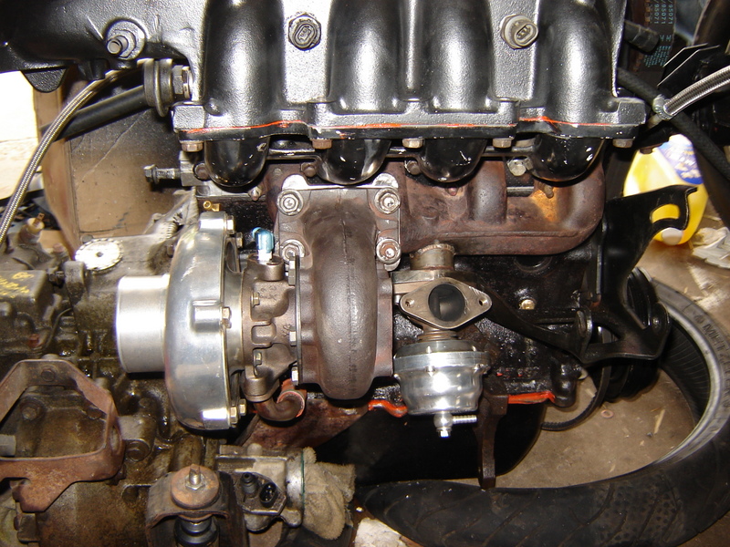 pics of external wastegate setups.